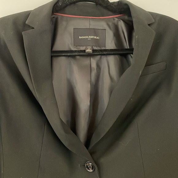Women’s Black Banana Republic Blazer 6p - Picture 2 of 8